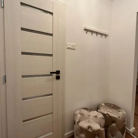 Appartamento The Hill - Free Parking & Walk To Old Town Bratislava